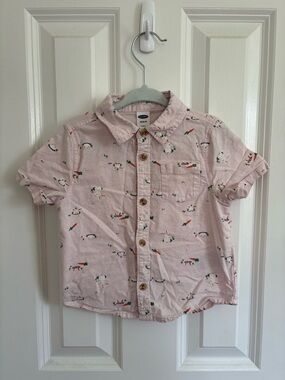 Old Navy Light Pink Short-Sleeve Button-Down Shirt with Playful Prints